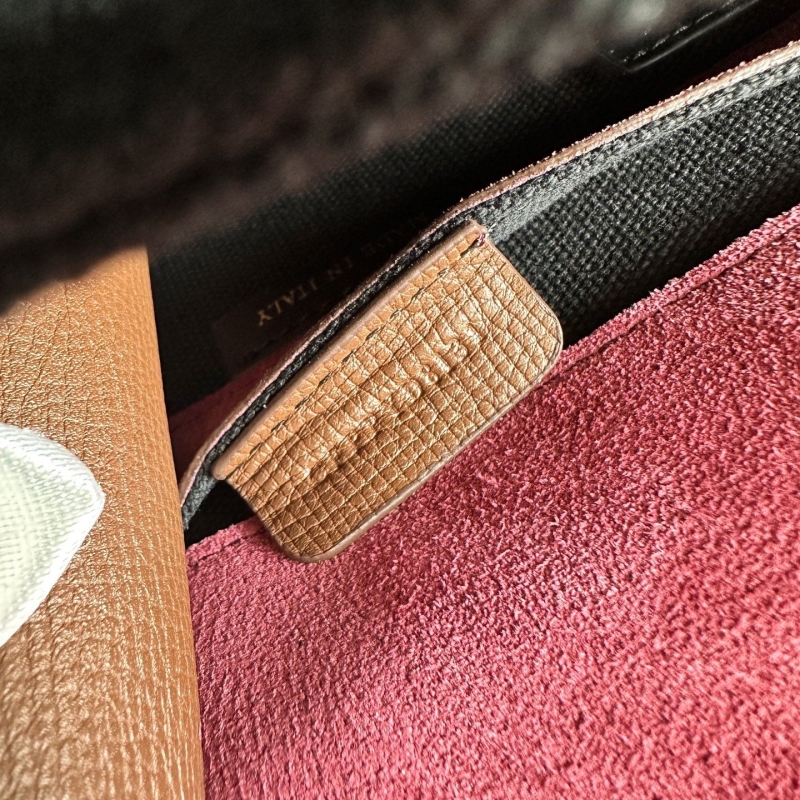 Bv*b*rry satchel bags